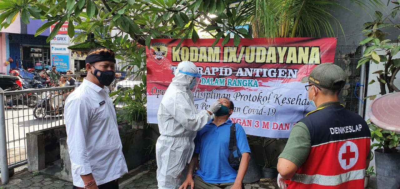 Tim Yustisi Kota Denpasar jaring 22 orang pelanggar protokol kesehatan saat  melakukan penertiban  Protokol Kesehatan, 7 orang diantaranya langsung jalani rapid test antigen
