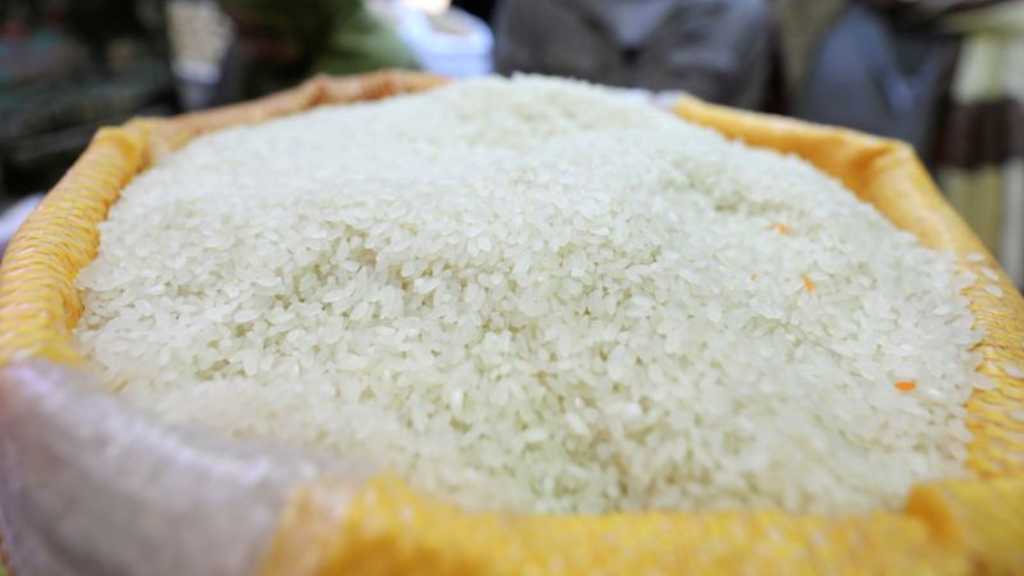 Orang Manggarai mengkonsumsi beras dari luar Manggarai, apalagi dari Provinsi lain tentu sah-sah saja. Namun jika mengkonsumsi beras yang bukan produksi alam Manggarai karena terpaksa, atau karena di Manggarai sudah tidak ada produksi beras, menjadi pertanyaan besar. 