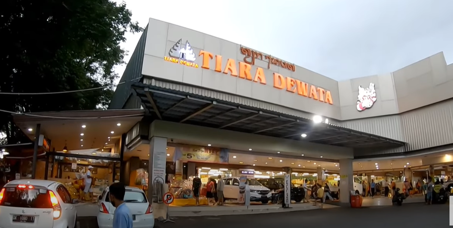 Pasar swalayan Tiara Dewata din jalan Sutoyo Denpasar pindah lokasi