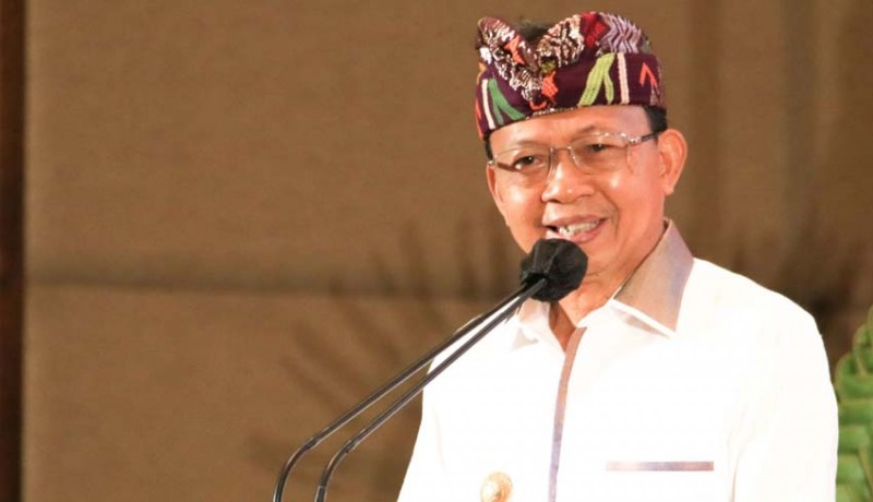 Gubernur Bali pertahankan tenaga kontrak Provinsi Bali.