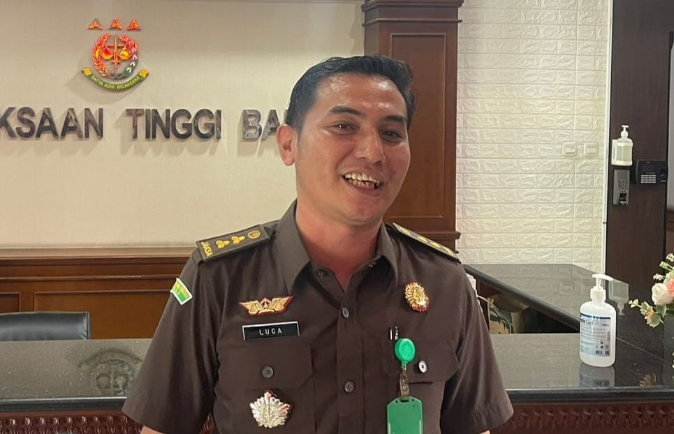 Kepala Seksi Penerangan Hukum (Kasi Penkum) Kejati Bali A Luga Harlianto