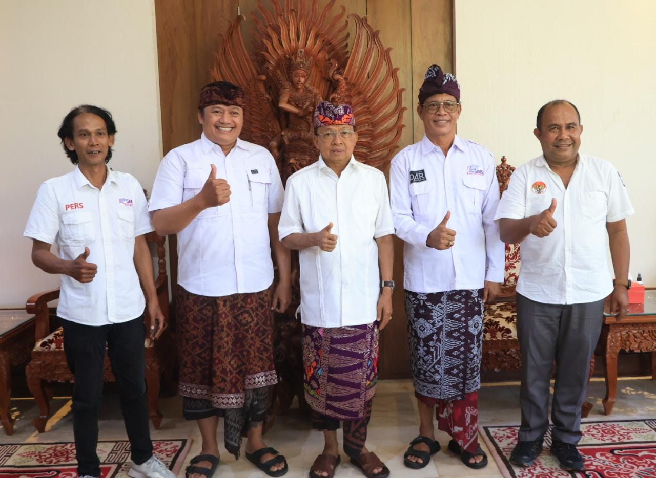 Pengurus dan Panitia Penyelenggara MSPROV SMSI Bali, diterima Gubernur Bali, Wayan Koster pada Kamis 10 Aguastus 2023. 
